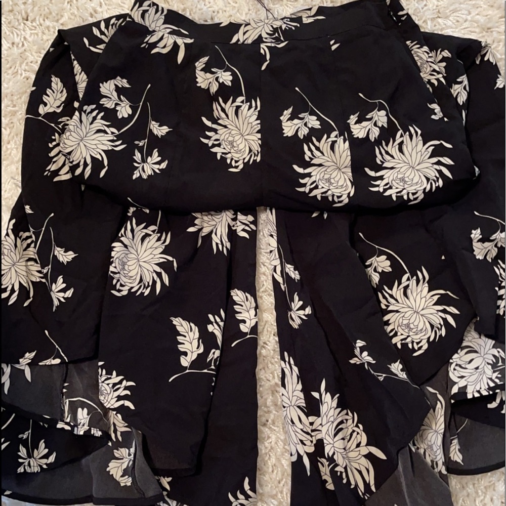 Wide leg pants